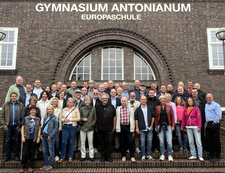 Klassenfoto Abitreffen 40 Jahre